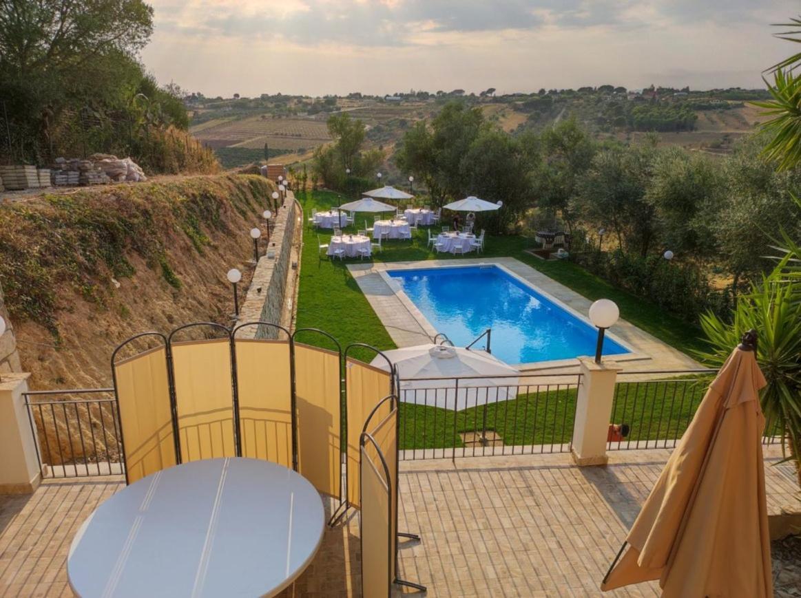 Villa Aurora Caltagirone Luaran gambar